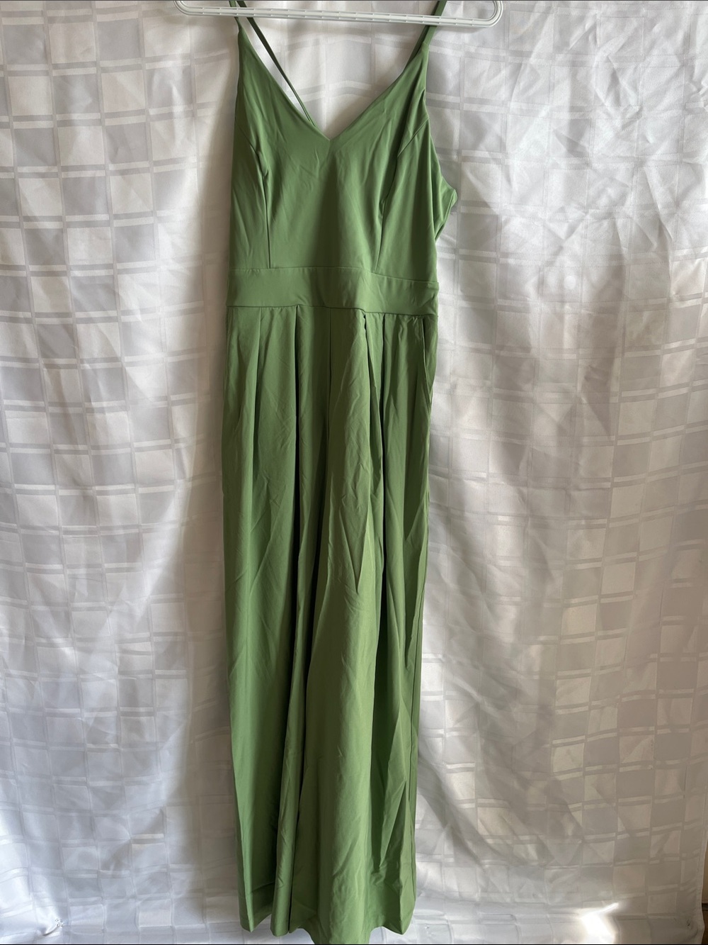 HALARA Olive Green V-Neck Jumpsuit with Pleated Wide Legs